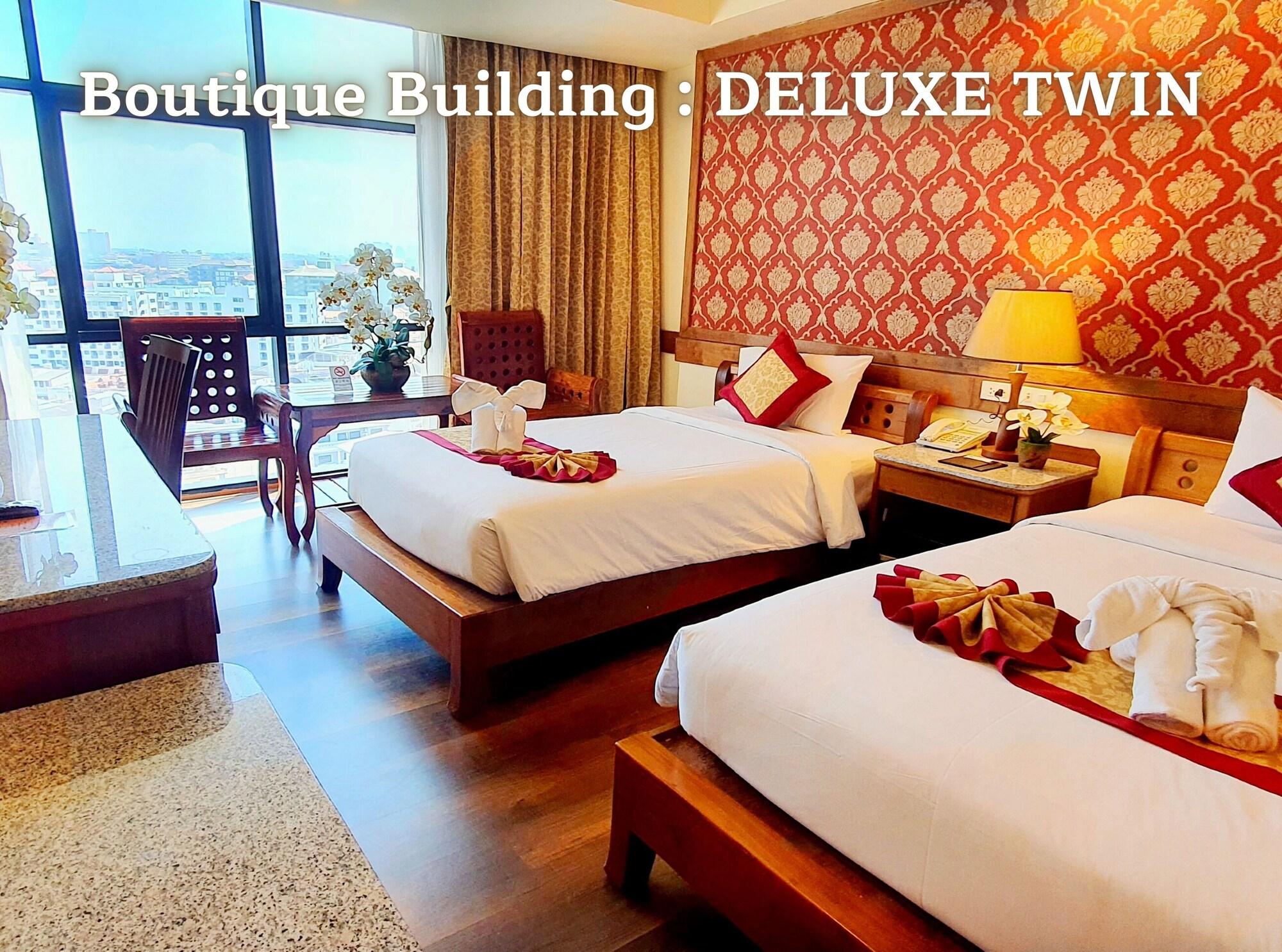 Boutique City Hotel Pattaya Bagian luar foto