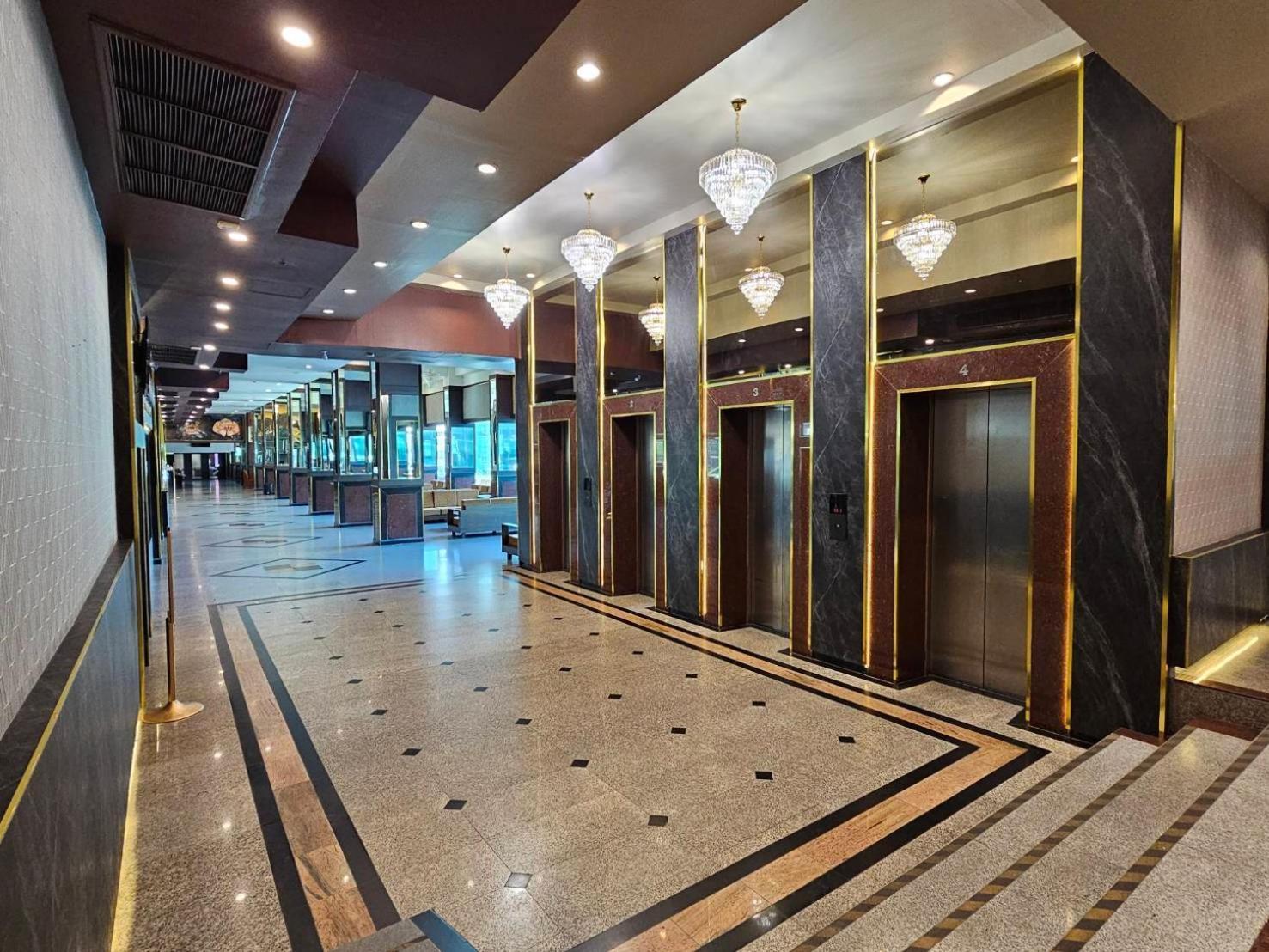 Boutique City Hotel Pattaya Bagian luar foto