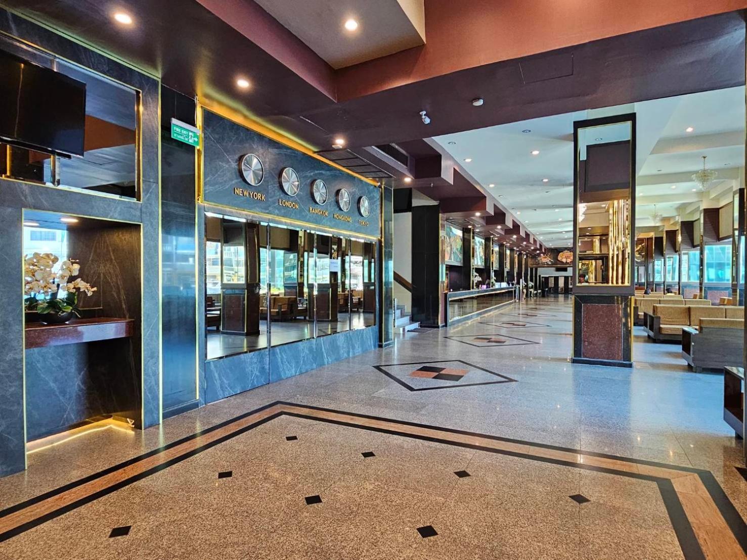 Boutique City Hotel Pattaya Bagian luar foto